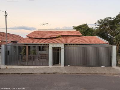 Casa para Venda na cidade de Jo&atilde;o Pinheiro no bairro Aeroporto